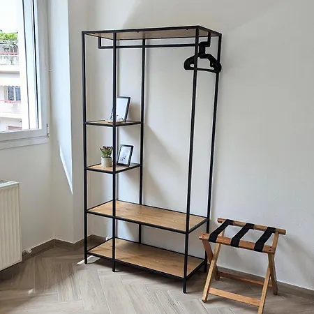 Apartment Lavish Urban Living *