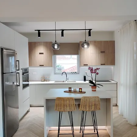 Lavish Urban Living Kavala